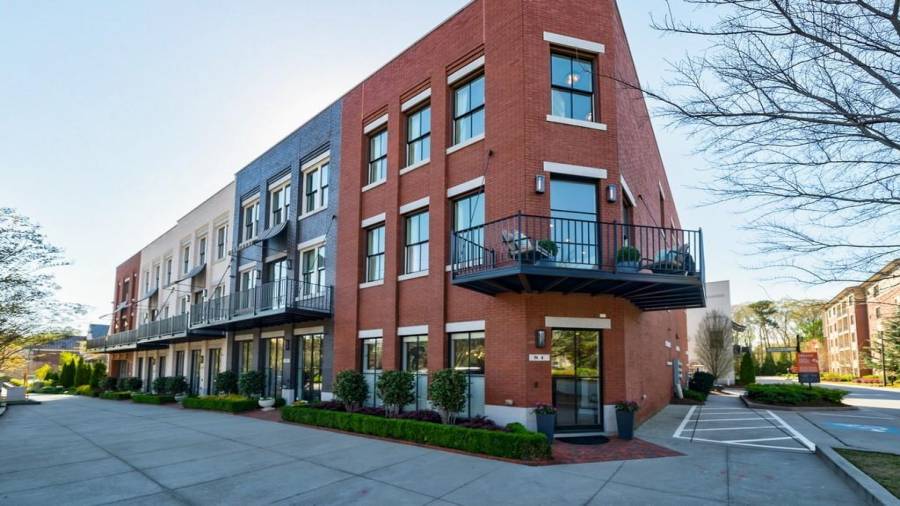 Welcome to 81 East Andrews! This home is flooded with an abundance of natural light because it is an END unit with windows on 3 sides.