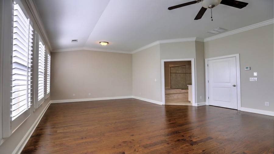 ownersuite  sitting area