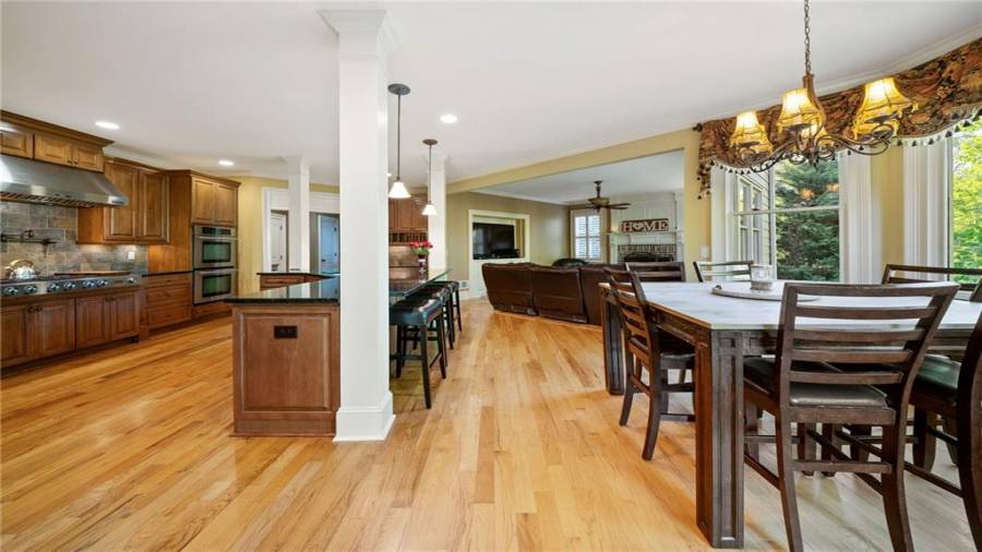 6 Burner Jenn-Air stove with side griddle and 7 person Island!