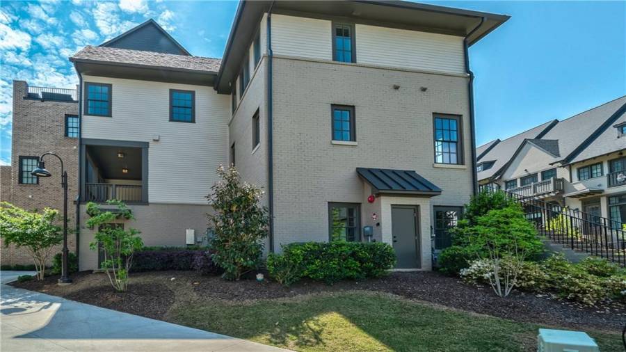 Look at all of the details!