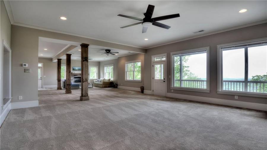 Wide open spaces for whatever your heart desires. Wonderfully designed for maximum daylight!