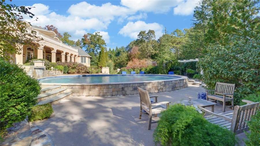 Additional view of the saltwater pool.