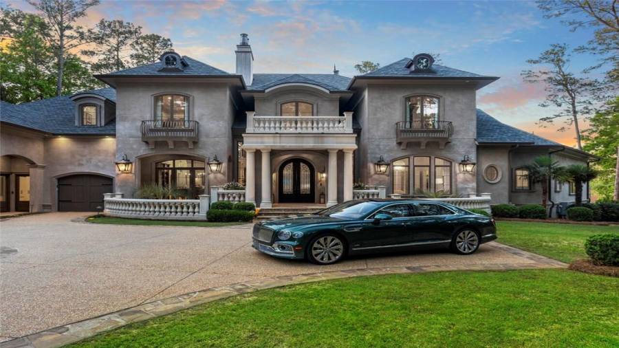 Dramatic, custom built home in 2018 by Dreambuilt, LLC.