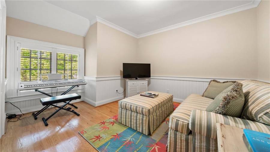 This is an additional room off the bedroom and can be used in many different ways.  Watching tv, playing a musical instrument...or just reading a book!