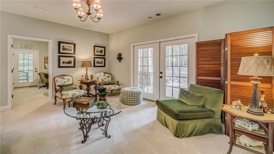 Sitting rooom/den off foyer