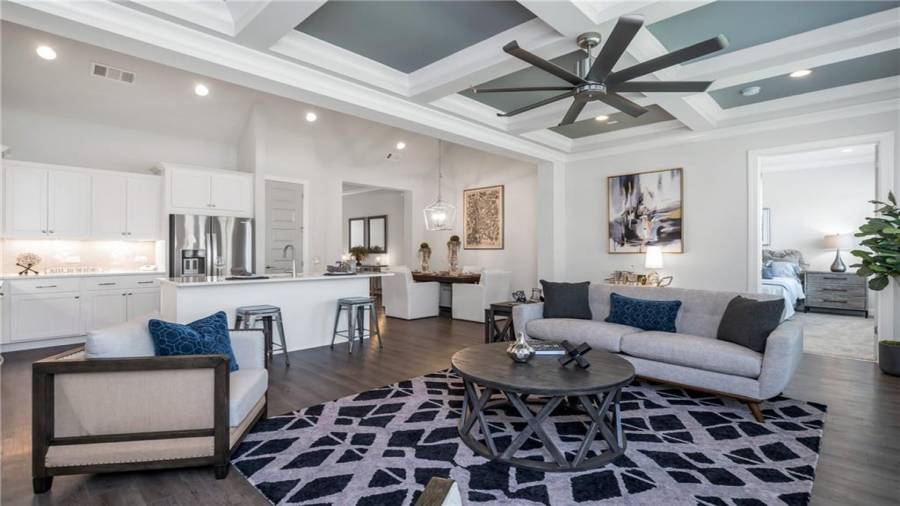 Bright and Spacious Greatroom........