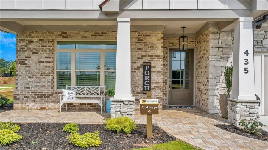 435 Reserve South Drive is Our Decorated Cottage Model.  We are Open Daily for Tours.......