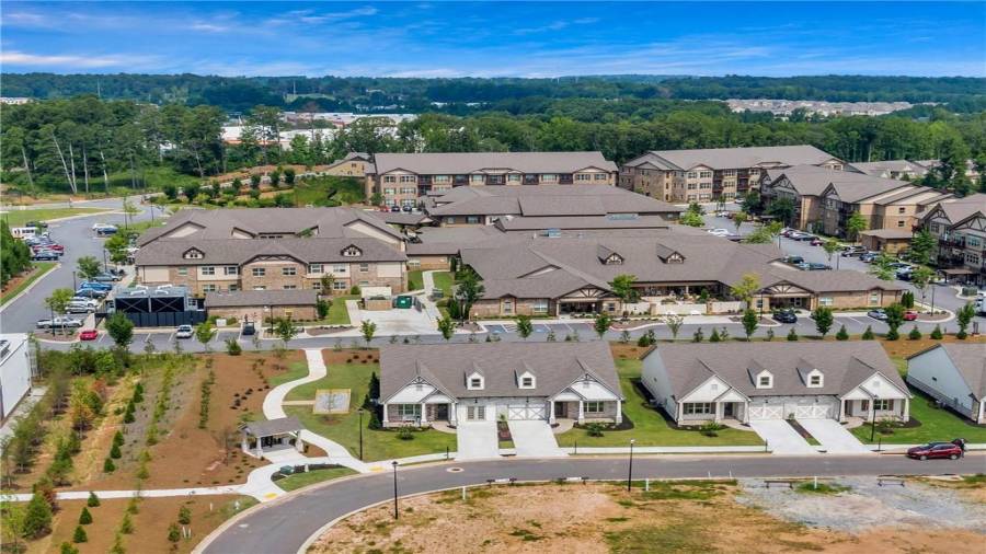 Celebration is Centrally located with tons of Shopping and Restaurants near by.  You can walk to the Grocery store...