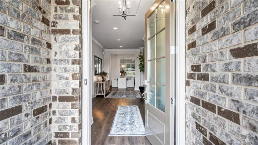 Your Independence Awaits you...... Come on in!