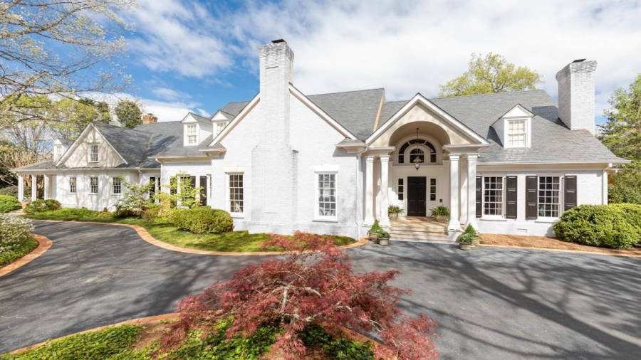 Front of Home Virtually Edited to Dove White