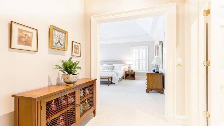 Primary Bedroom Entryway