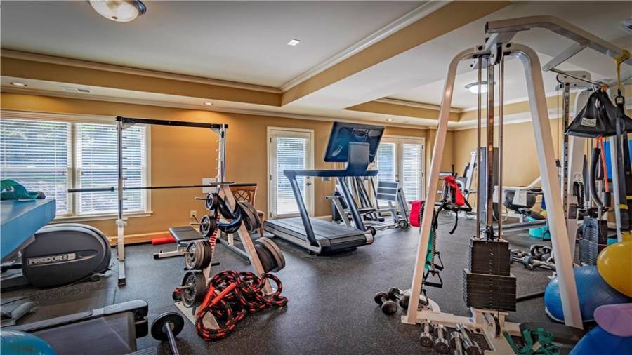 Workout Room(Gym equipment is not included).