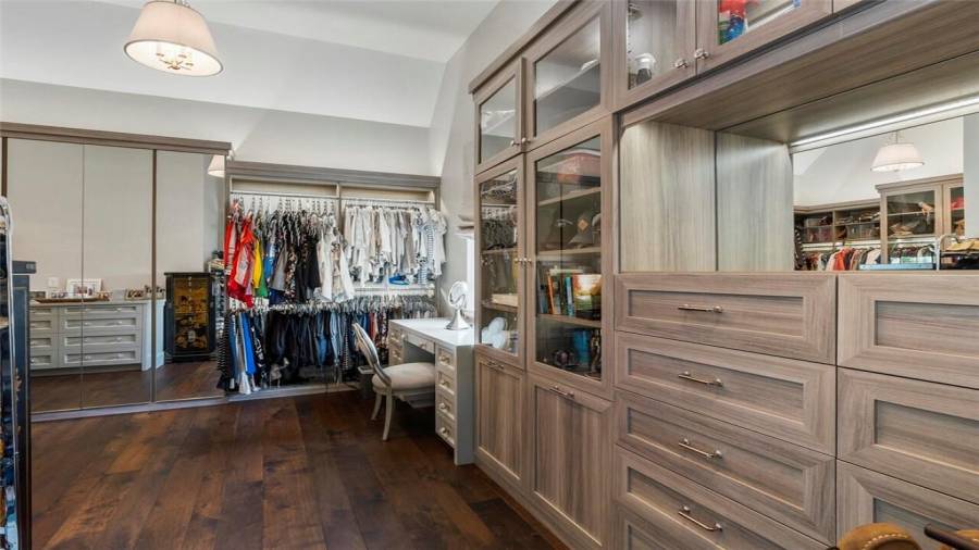 Dual dressing rooms.