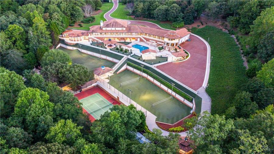 Tennis Court, 2 Volleyball Courts, 19 hole golfing green