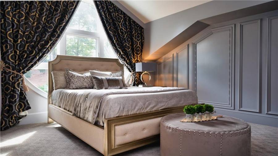 Guest House with Kitchen, Custom bath with body steamer, huge walkin in closet, storage closet and living room perfect for Nanny or In Laws.