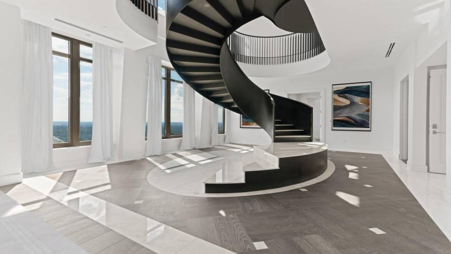 Virtually Staged Representation.