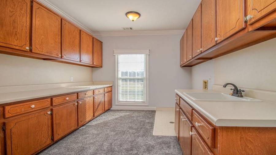 Main Level - Laundry Room
