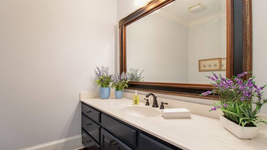 Main Level - Powder Room