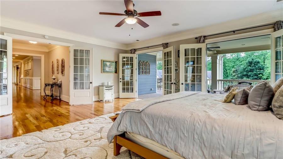 Owners suite on the main floor