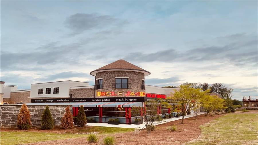 Another great restaurant within walking distance.