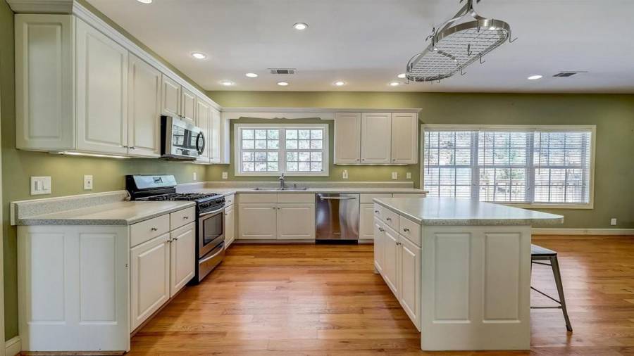 6244 Grant Ford Road - Kitchen