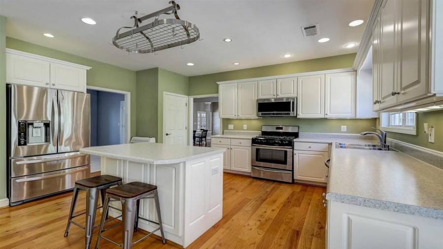 6244 Grant Ford Road - Kitchen