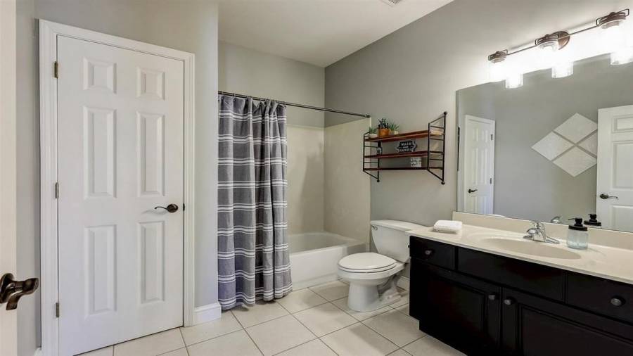 6244 Grant Ford Road - Bathroom
