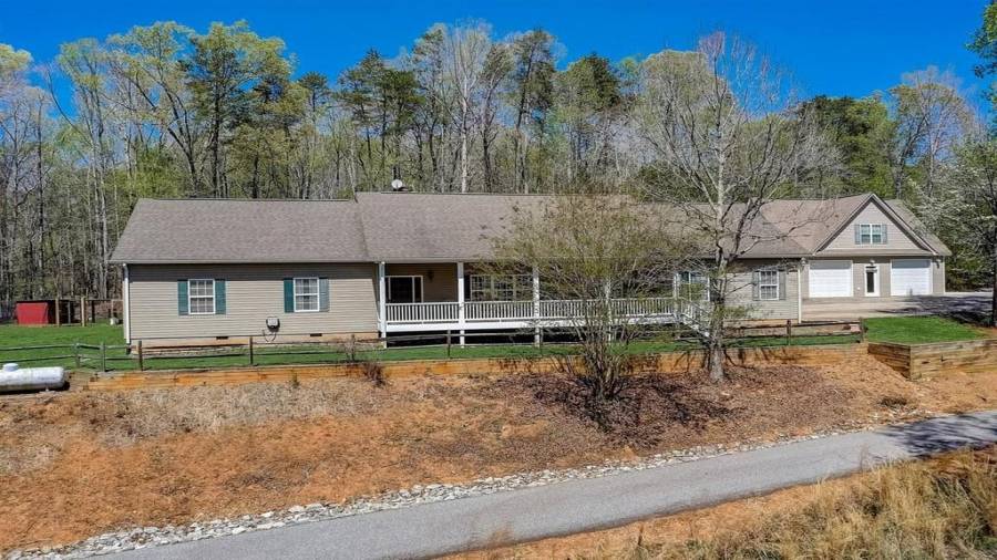 6244 Grant Ford Road - Exterior Front