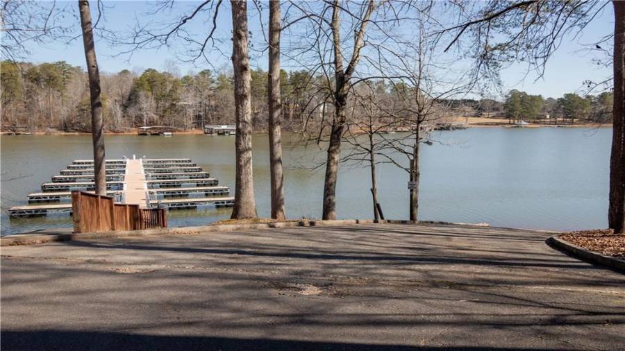 6244 Grant Ford Road - Community Boak Dock