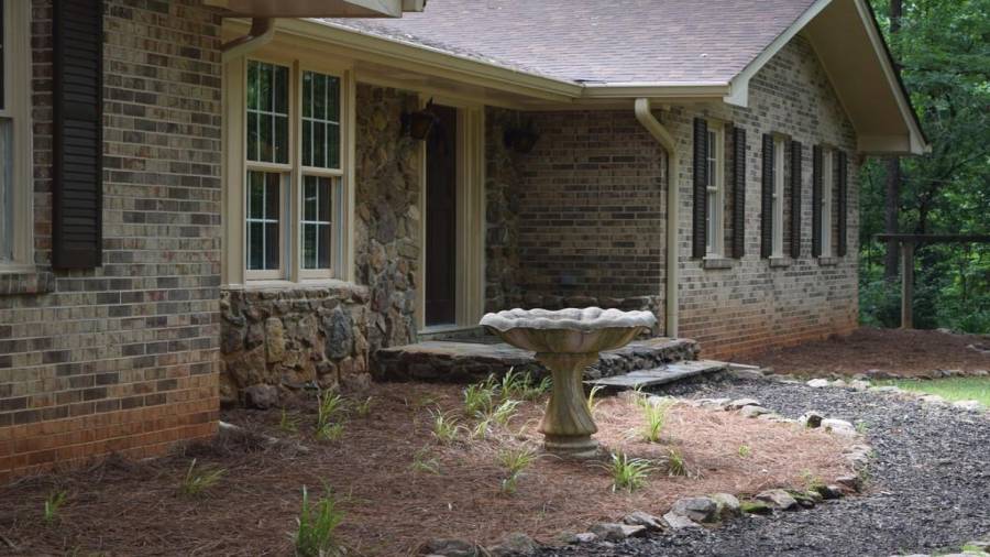 Beautiful Brick and Stone Ranch