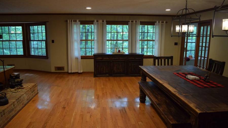 Foyer Opens to Dining/Keeping Room