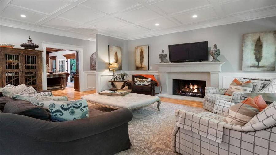 Family rm is situated next to ensuite main bedrm