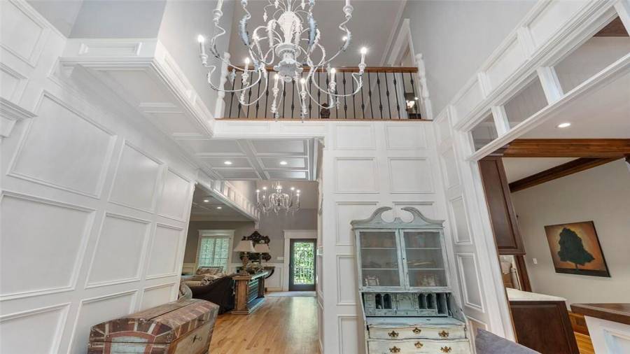 Clean, crisp judges paneling throughout main level