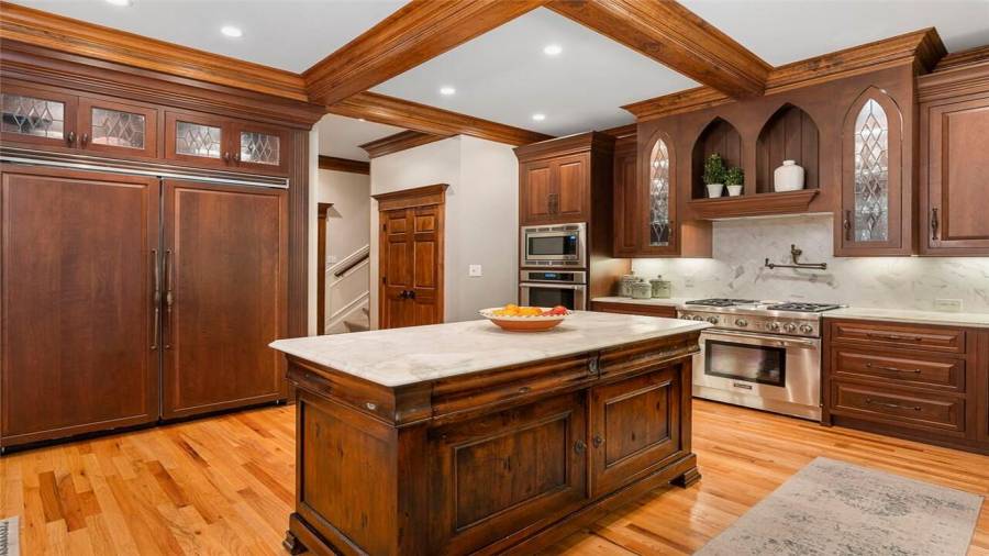 2nd set of stairs to master suite