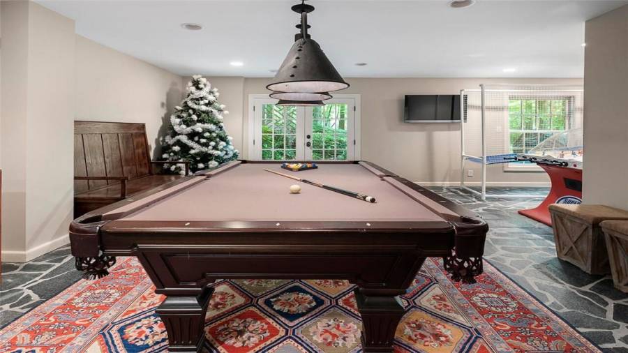 Daylight terrace level