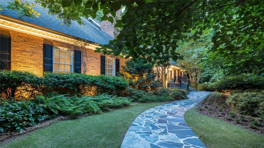 Custom exterior lighting throughout the grounds