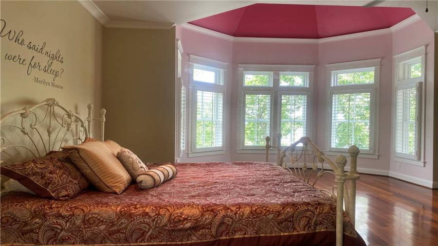 Any one would love this second prince or princess bedroom on the upper level. So much space and natural light. Anyone who sees this home is going to know what a opportunity it is to own a lake home as nice as this.