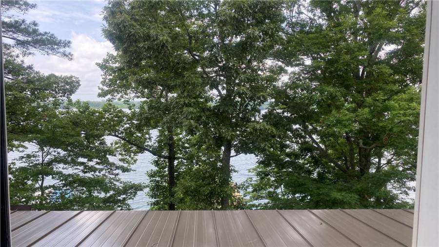 This is the view out of the 3rd room upstairs. It is truly an amazing place on the lake.