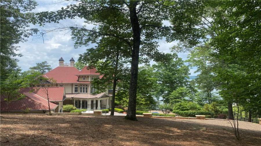 WOW what a awesome lake view from this Executive Estate home on Allatoona Lake.