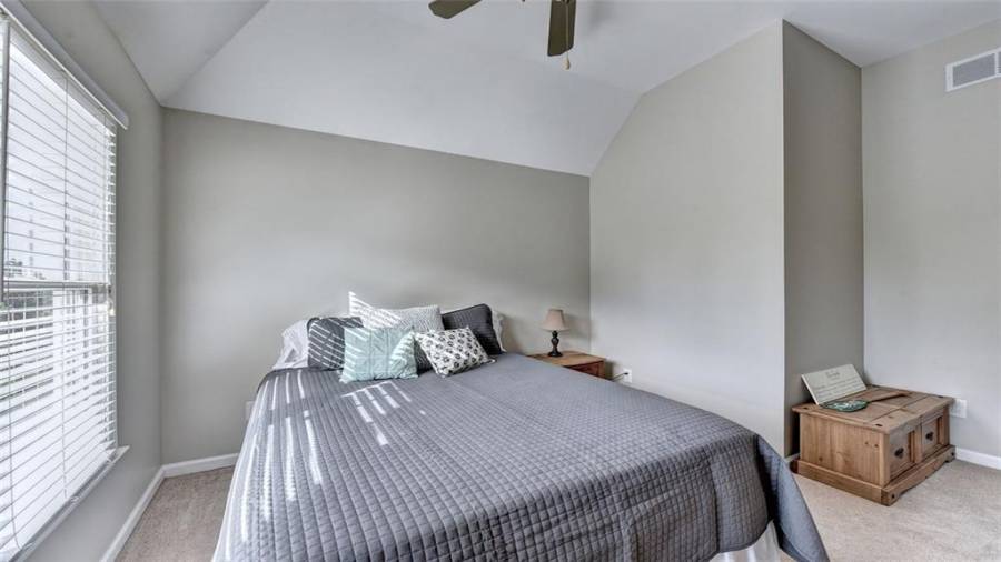 Bedroom with jack-n-jill bath