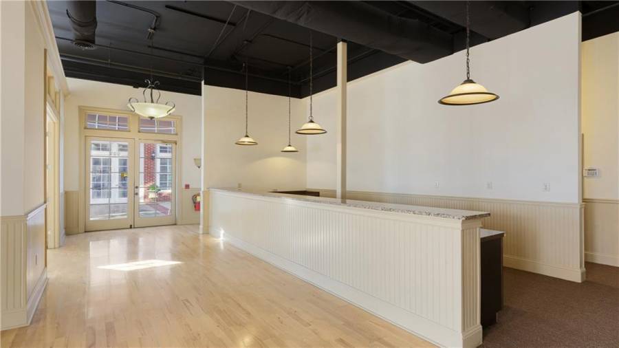 Side entrance to the office/retail