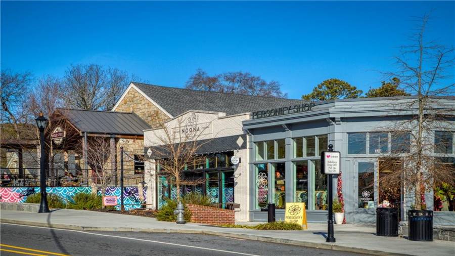 Various restaurants, retail stores and entertainment venues are in the Town Green walking area