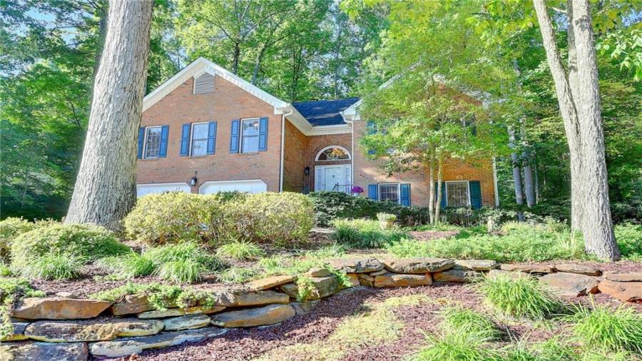 969 Vendue Drive - Front