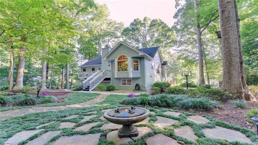 969 Vendue Dr. backyard oasis - water feature