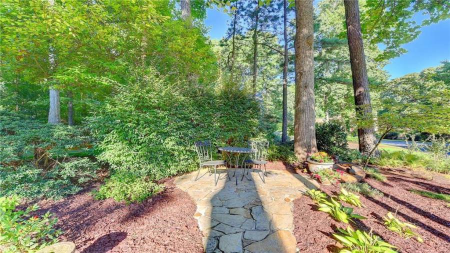 Outdoor sitting area