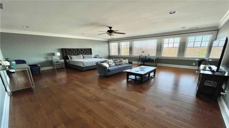 The Hydrangea room is oversized with views of the lake!