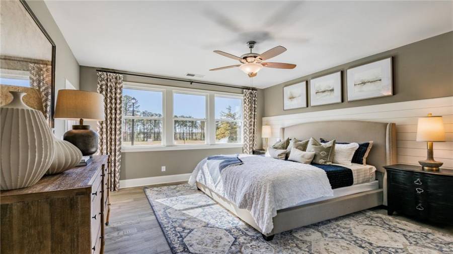 HOME TO BE BUILT Listing contains stock photos