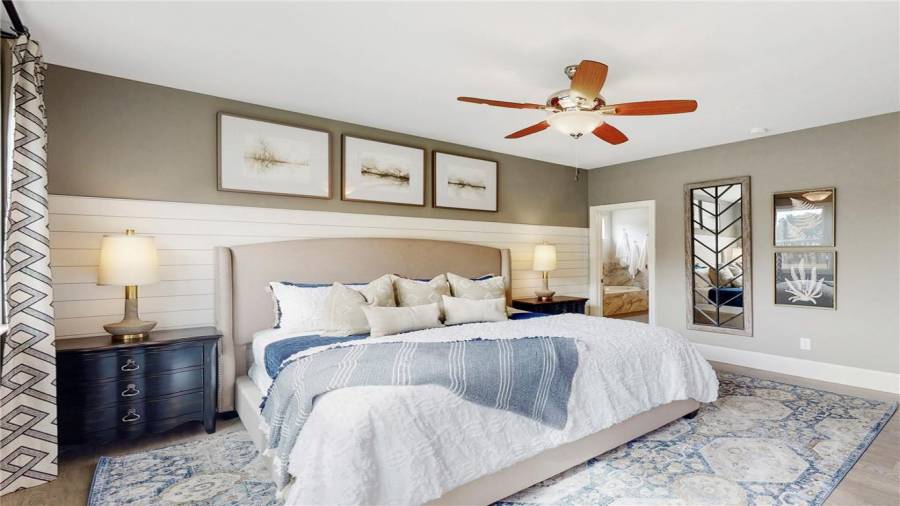 HOME TO BE BUILT Listing contains stock photos