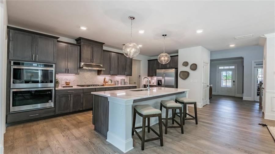 HOME TO BE BUILT Listing contains stock photos