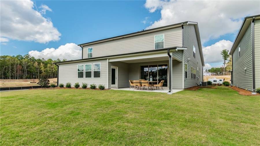 HOME TO BE BUILT Listing contains stock photos